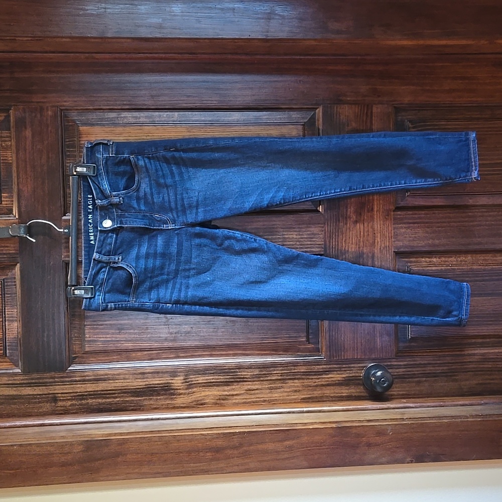 American Eagle blue jeans, next level stretch, size 8